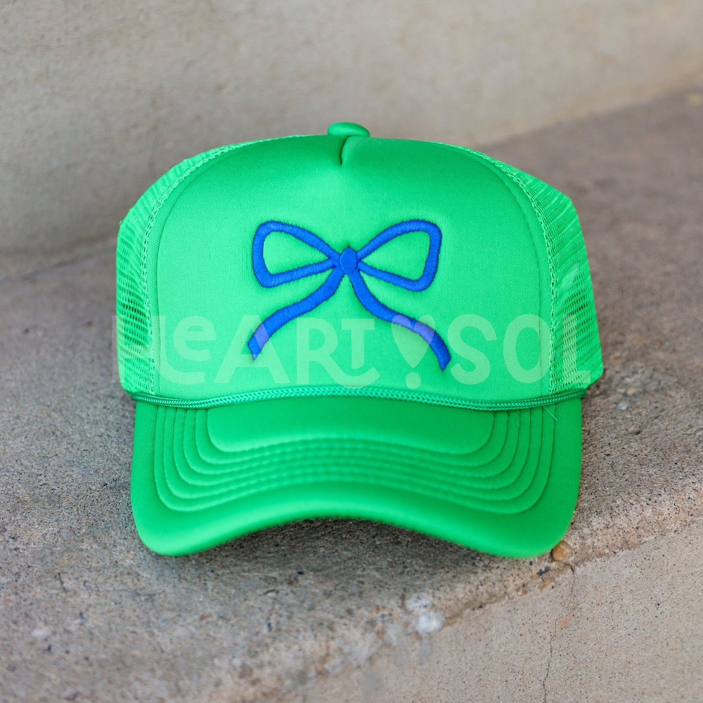BOW HAT