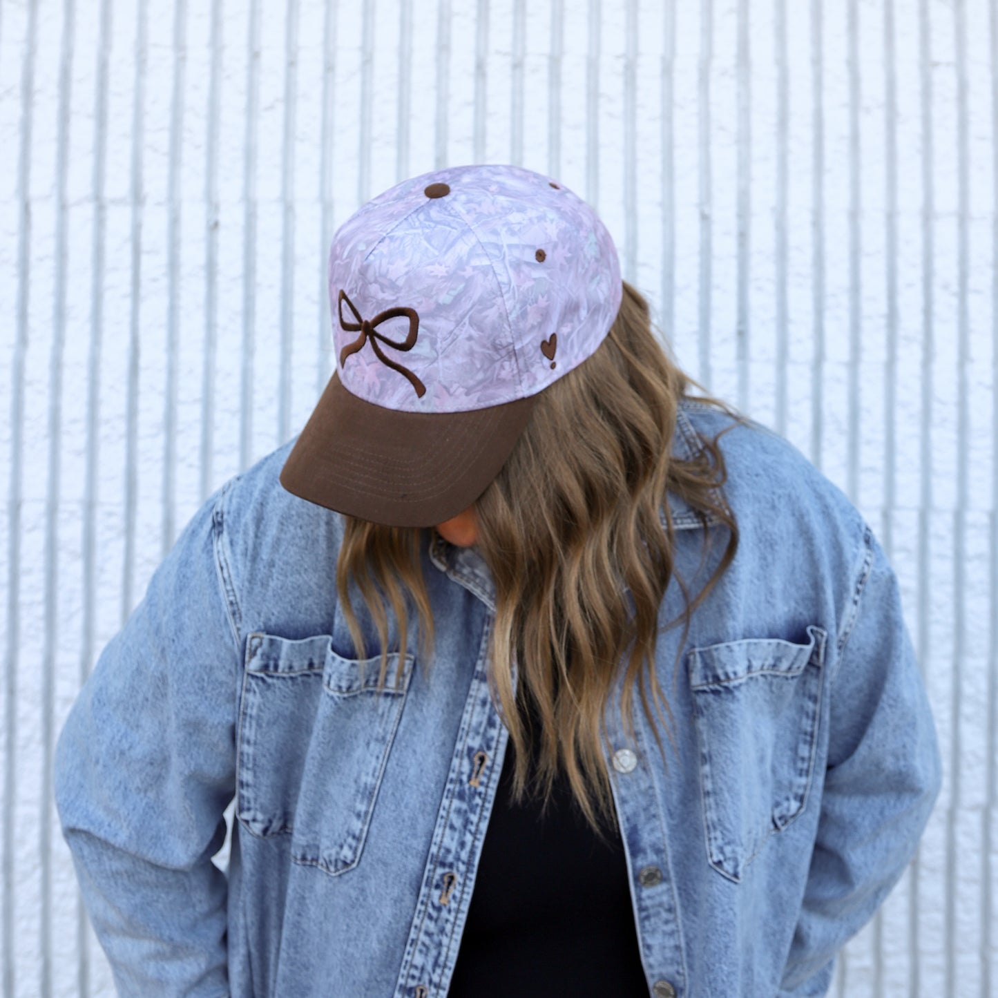 BROWN BOW (CAMO) TRUCKER HAT