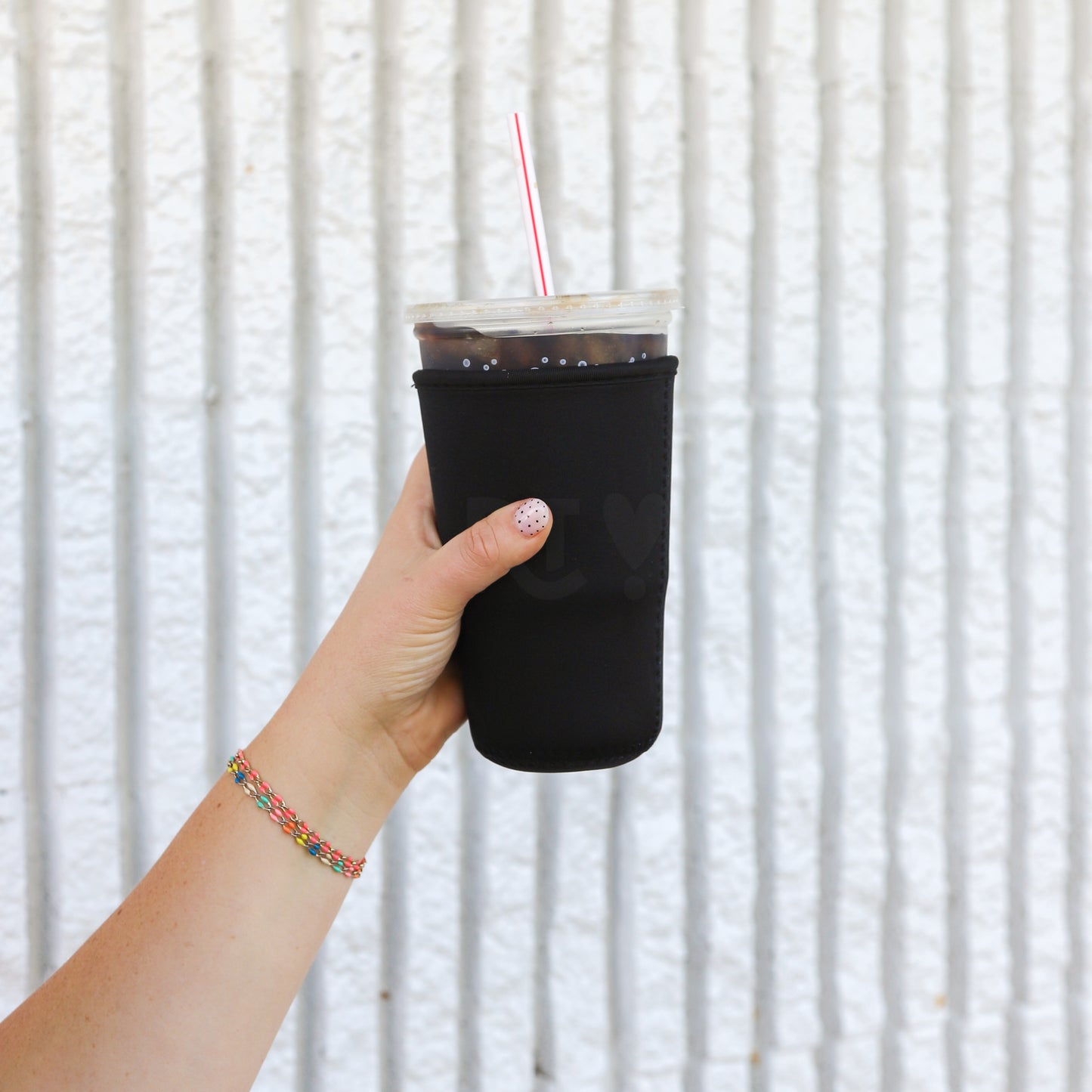 BLACK drink sleeve