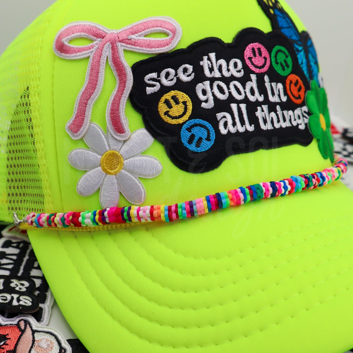 OVER THE RAINBOW hat chain