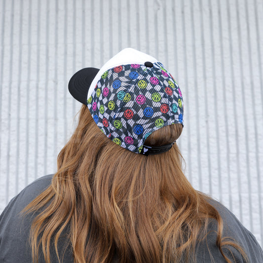 WAVY CHECKER SMILEY TRUCKER HAT