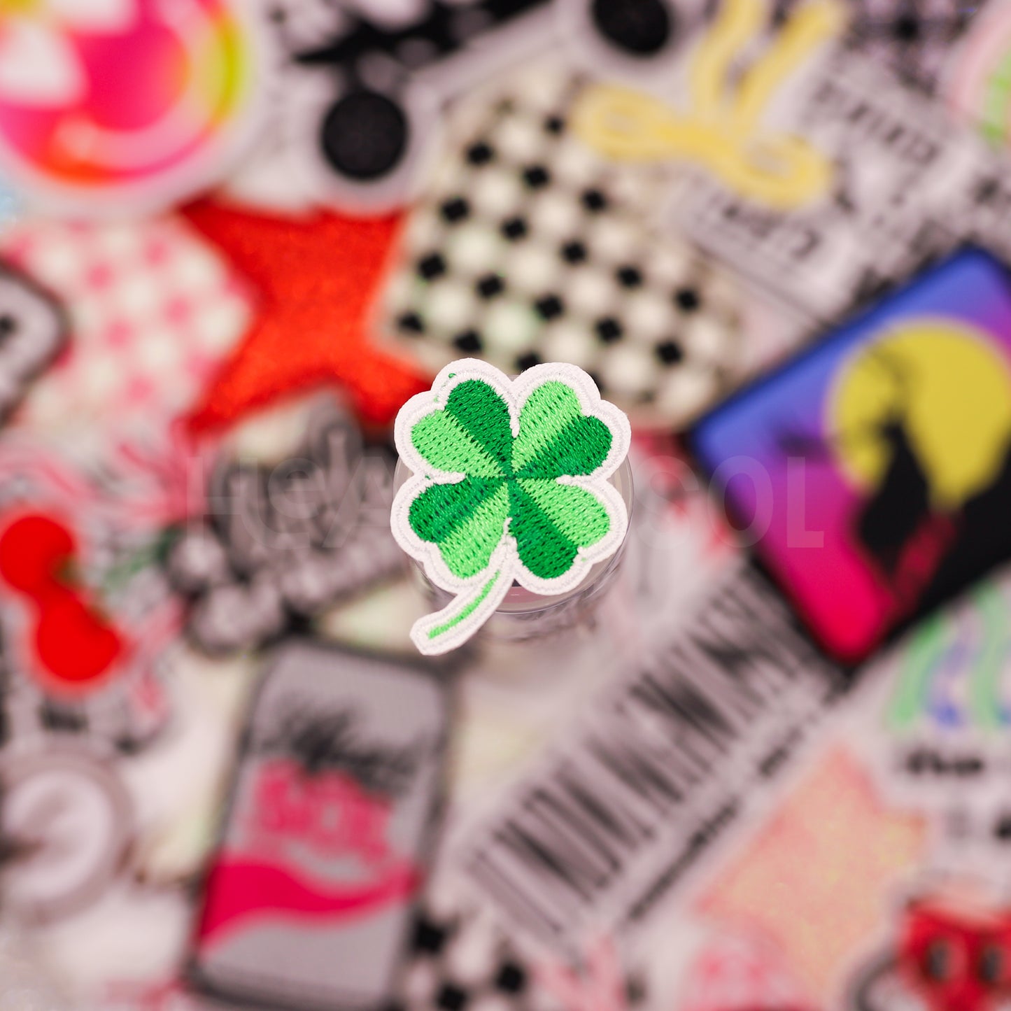 MINI 4-LEAF CLOVER patch