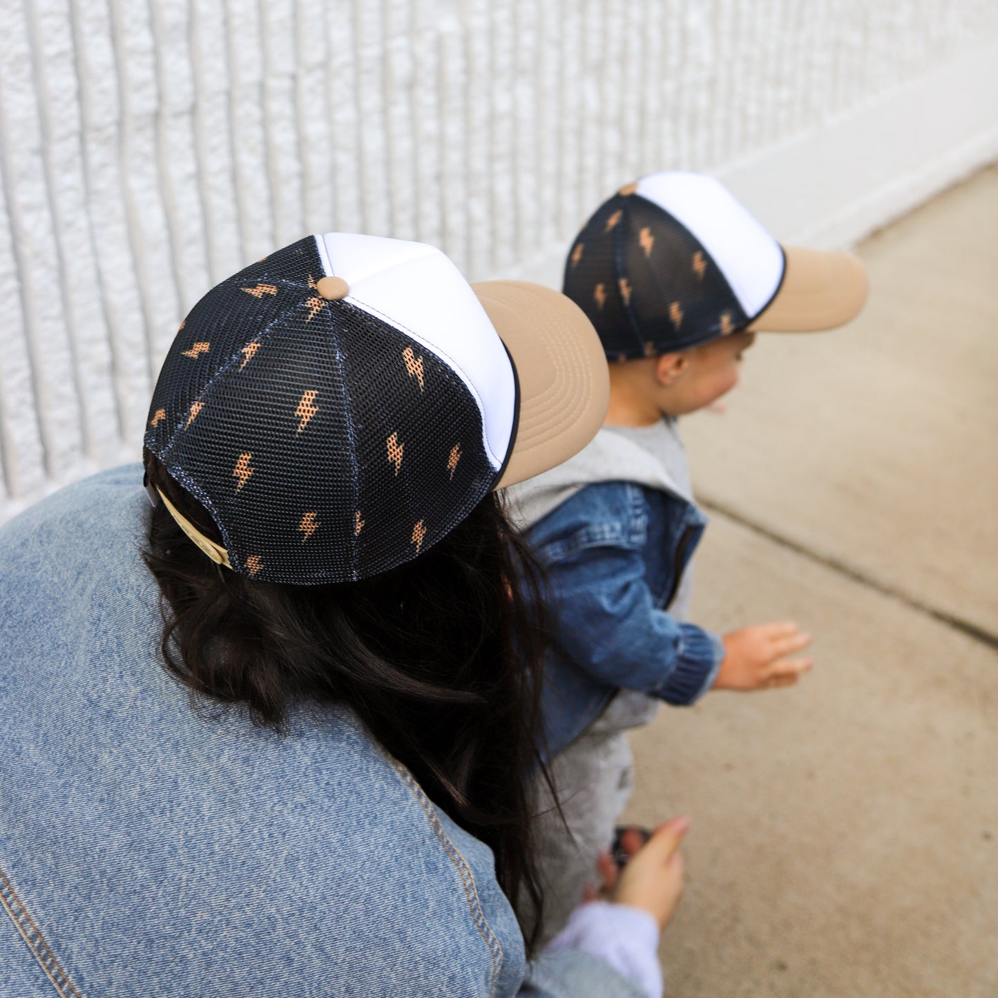 KIDS LIGHTNING BOLT TRUCKER HAT - 3 colors