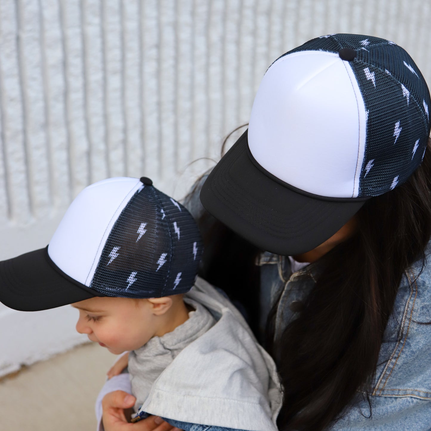 KIDS LIGHTNING BOLT TRUCKER HAT - 3 colors