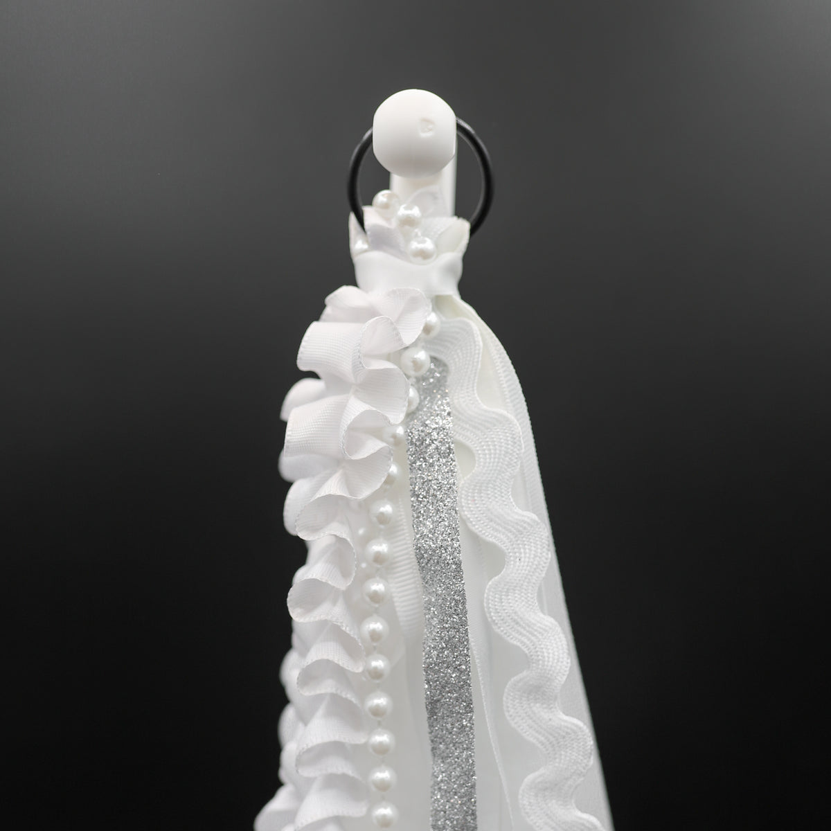 WHITE RIBBON SET