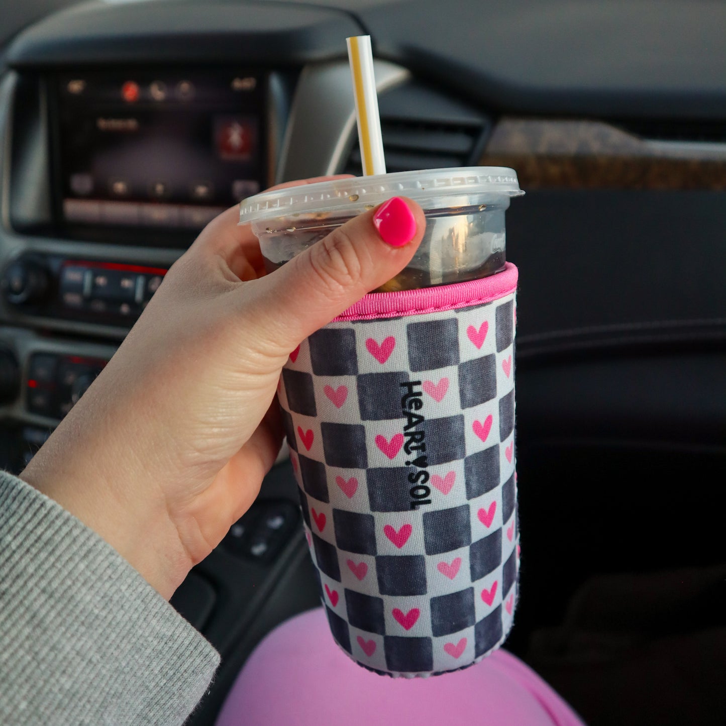 HEART CHECKERBOARD drink sleeve