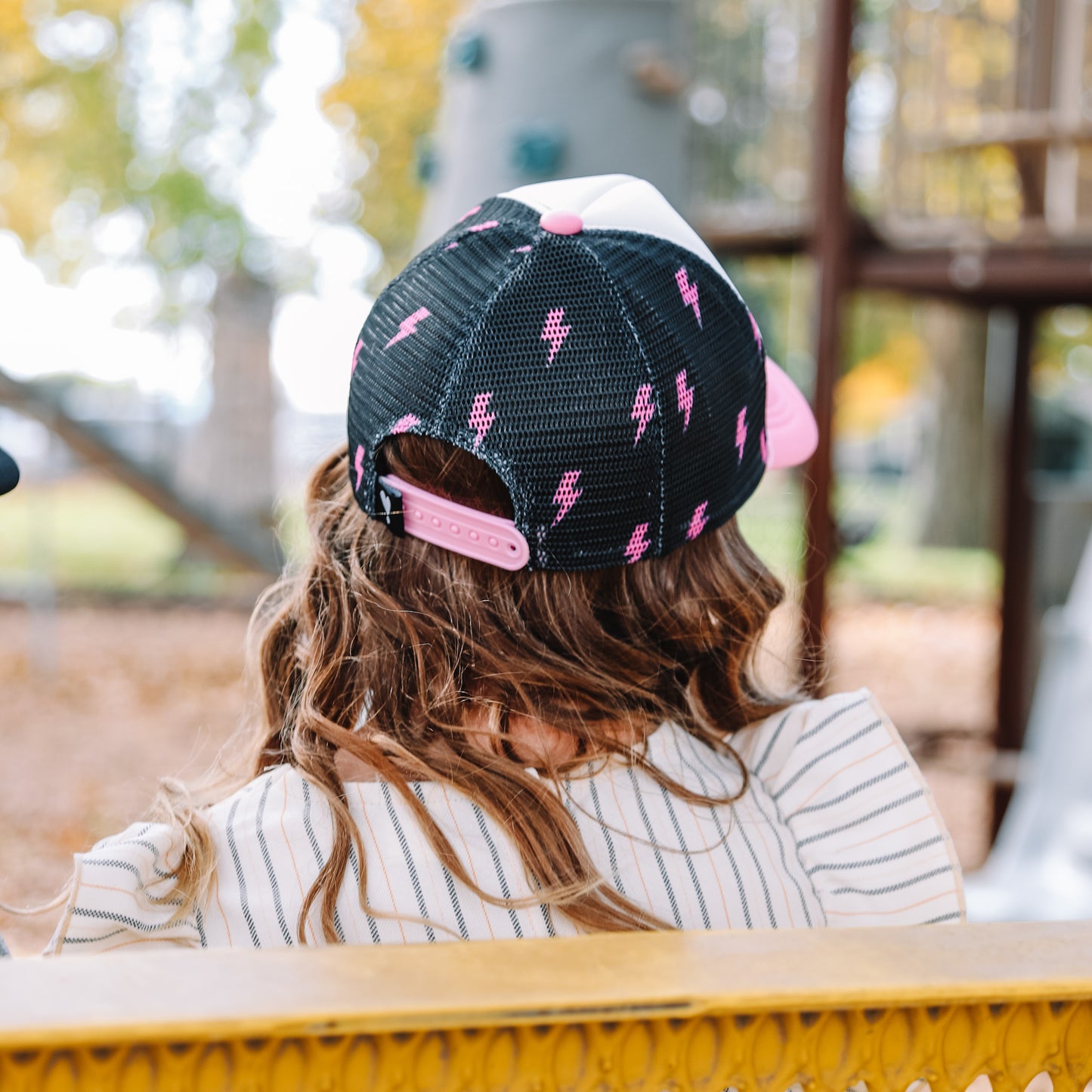 KIDS LIGHTNING BOLT TRUCKER HAT - 3 colors