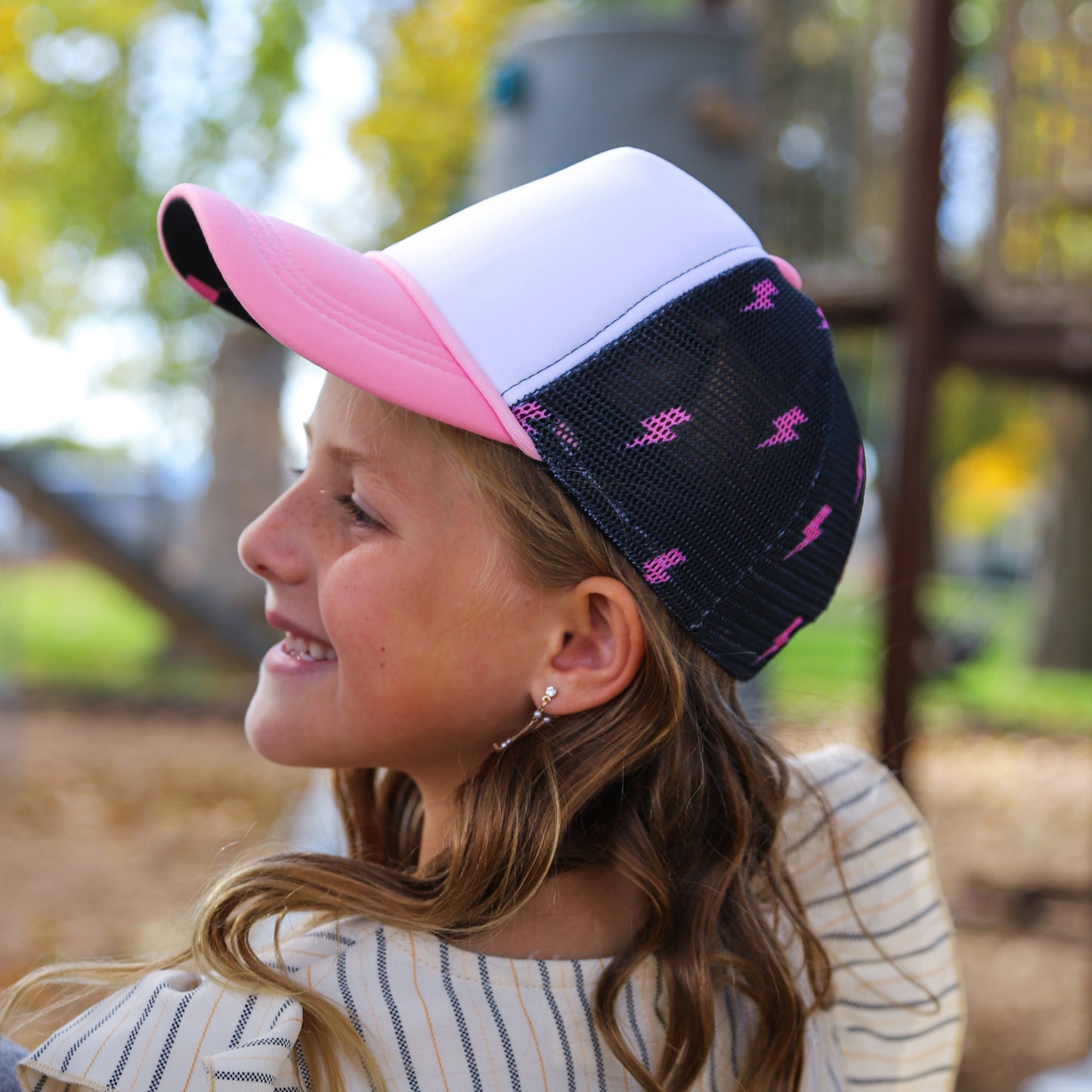 KIDS LIGHTNING BOLT TRUCKER HAT - 3 colors