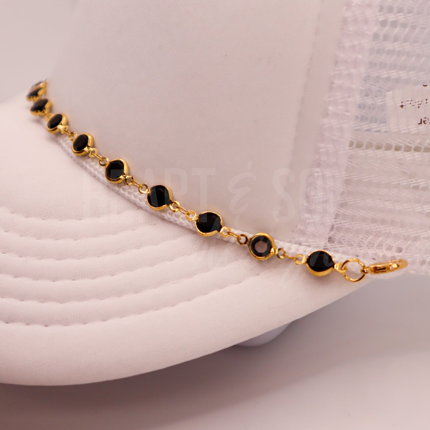 BLACK PEARL hat chain