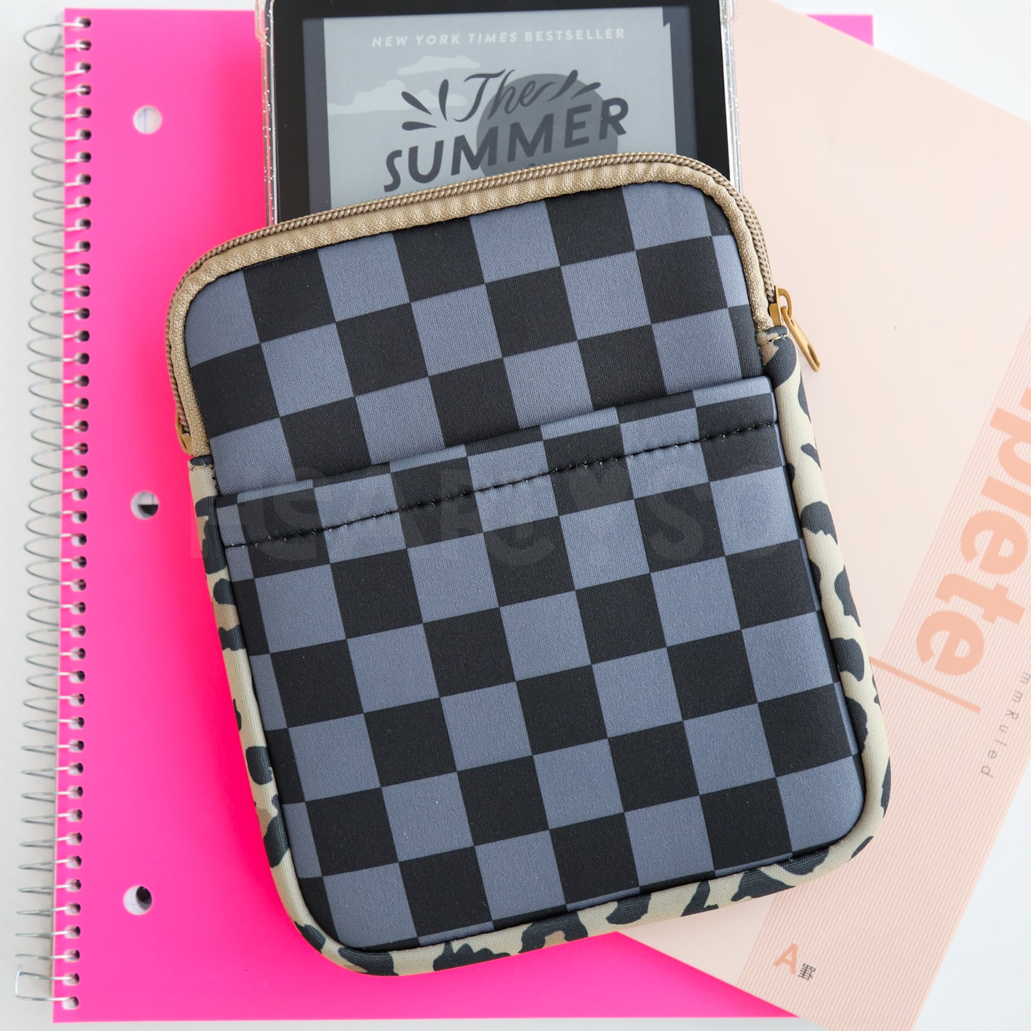 CHEETAH CHECKERBOARD E-READER SLEEVE