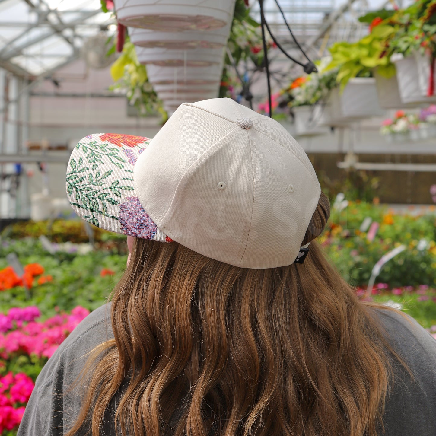 CREAM FLORAL CANVAS TRUCKER HAT