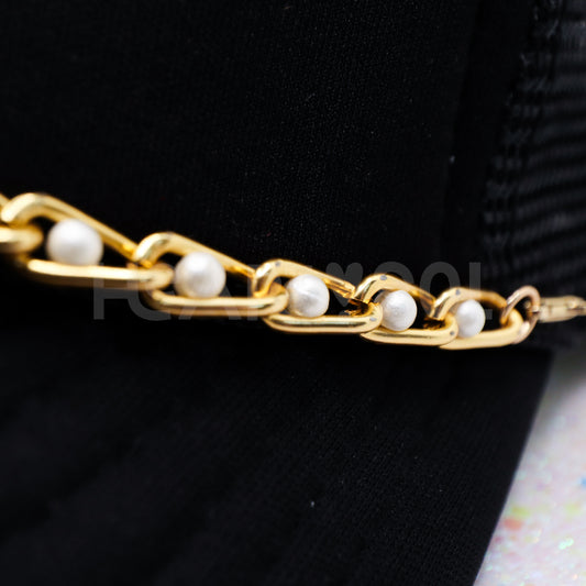 TWISTED PEARL hat chain