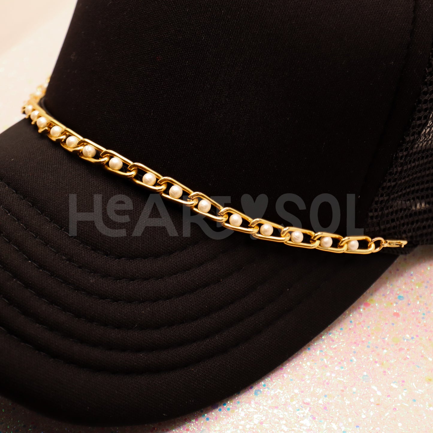 TWISTED PEARL hat chain