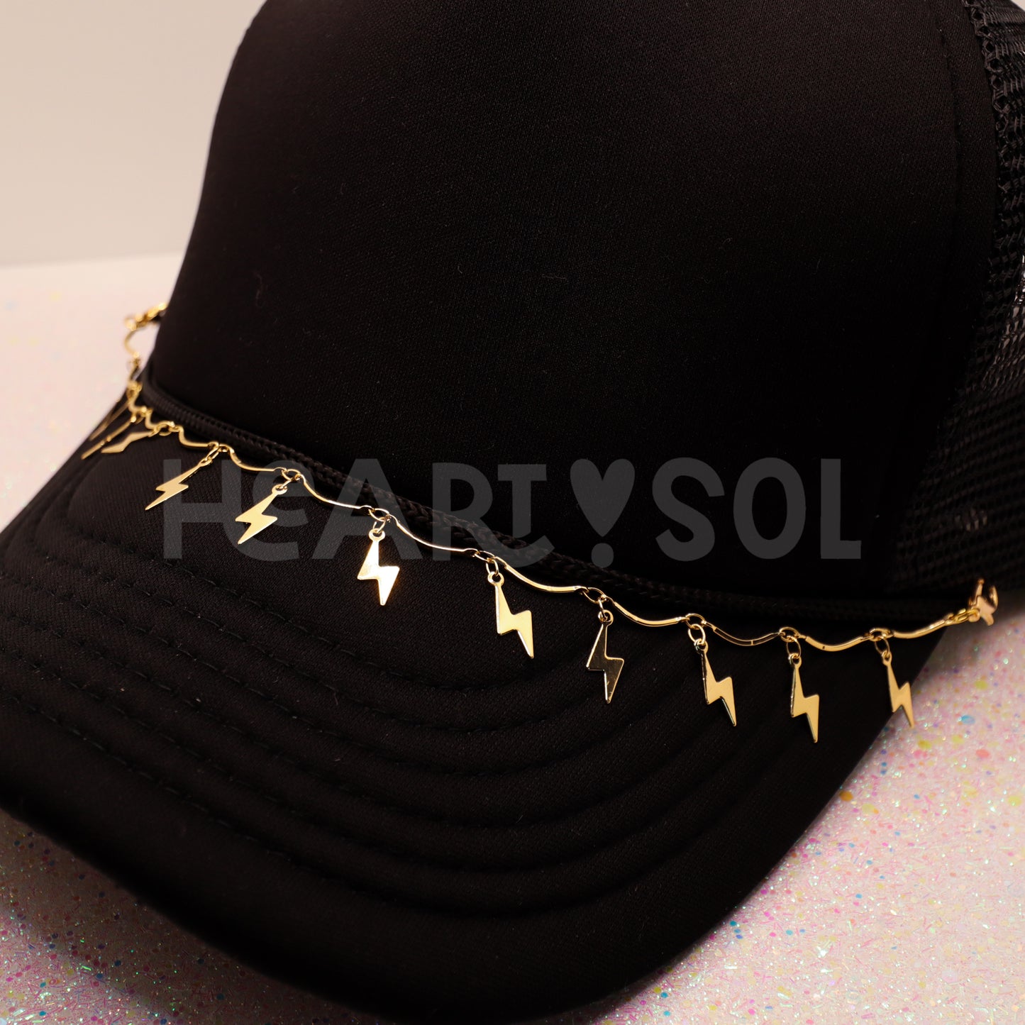 LIGHTNING BOLT hat chain