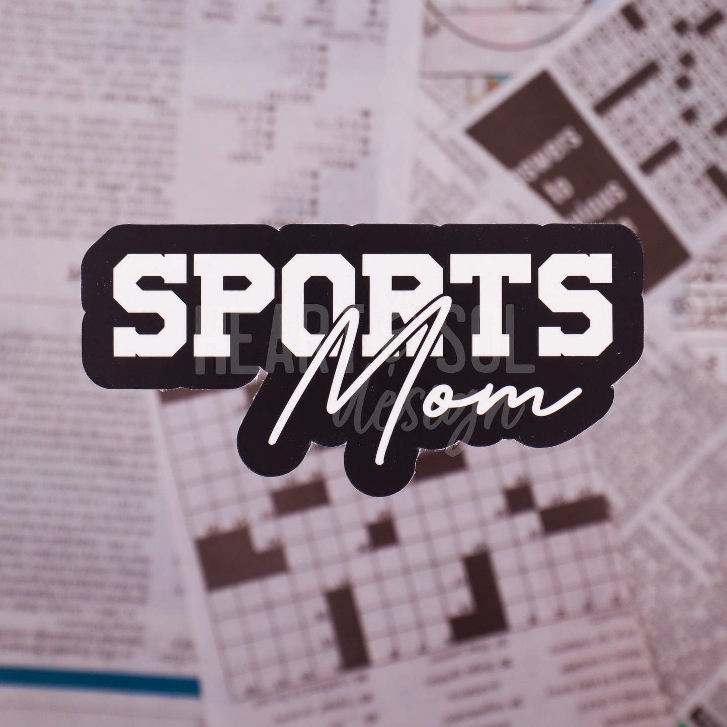 *SPORTS MOM sticker