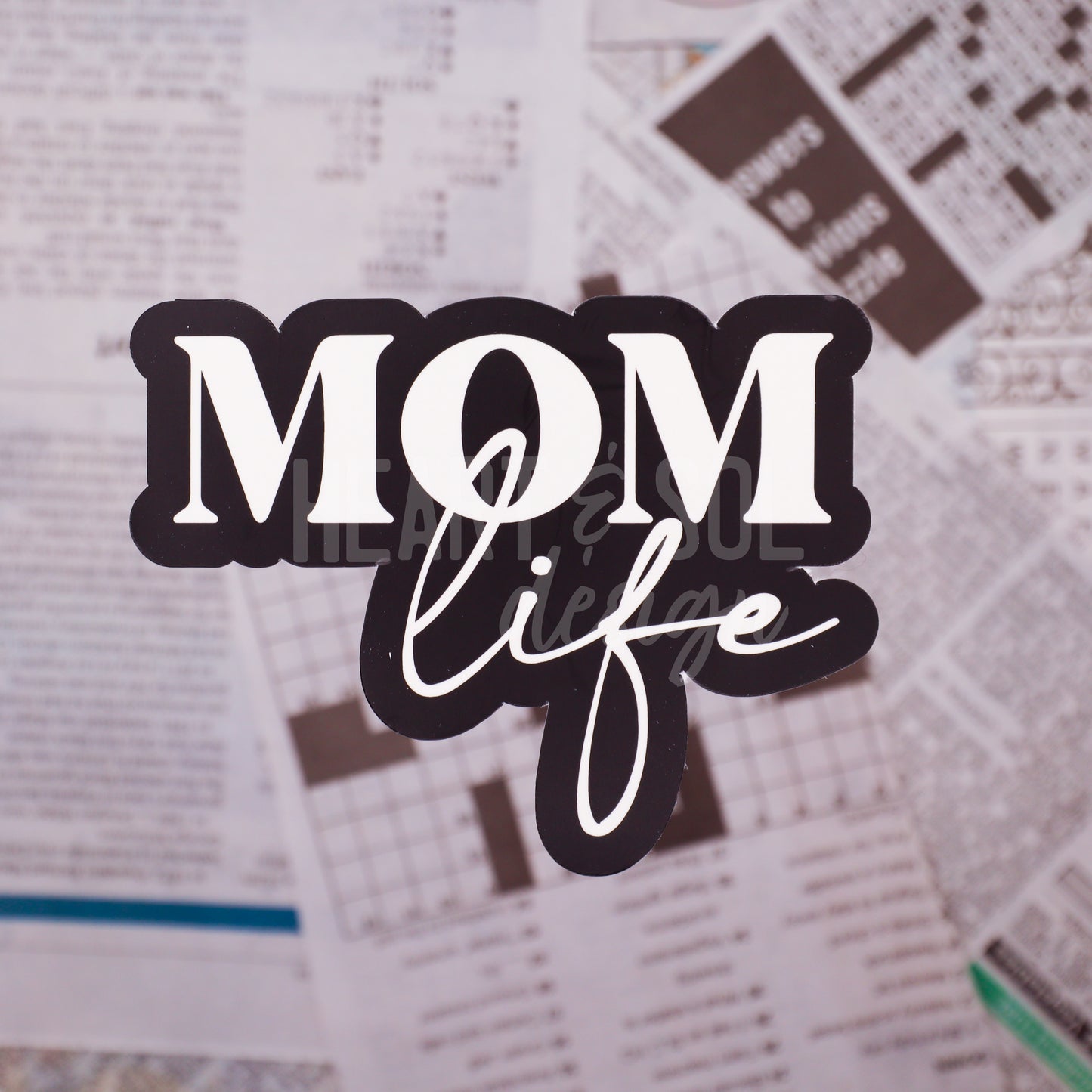 *MOM LIFE sticker